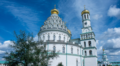 Истра, Новоиерусалимский монастырь летом