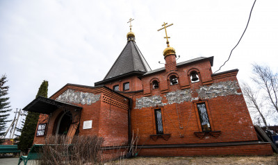 Церковь святителя Иннокентия митрополита Московского на кладбище Ракитки