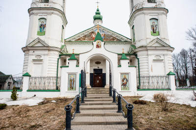 Молоди село, Воскресенский храм(церковь)