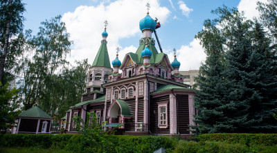 Храм Живоначальной Троицы в Наташине