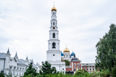 Николо-Угрешский монастырь в Дзержинском