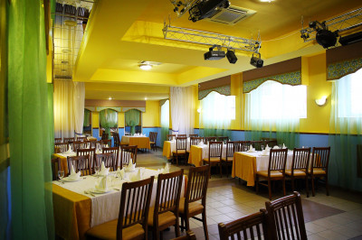 Гостиница «Континент» в Воскресенске. Ночной Зал