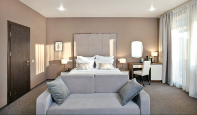 Отель L’Hotel