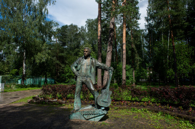 Дубна, ДК Мир, Высоцкий