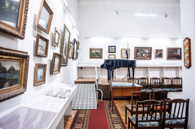 Химки, картинная химкинская галерея имени С.Н. Горшина