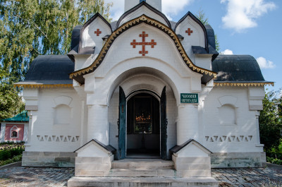 Дмитровское направление. Дмитров. Борисоглебский мужской монастырь. Борисоглебский собор, часовня Святого духа