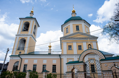 Верея, Храм Равноапостольных царя Константина и царицы Елены
