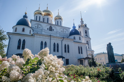 Дмитровский кремль, Успенский Кафедральный собор