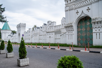 Николо-Угрешский монастырь в Дзержинском