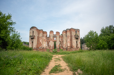 Усадьба Петровское-Алабино