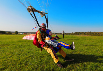 Прыжки с парашютом в Ватулино