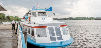 Теплоходные прогулки в Дубне