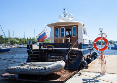 Международный московский яхтенный порт