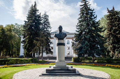 Памятник Докторову Николаю Ивановичу в Воскресенске